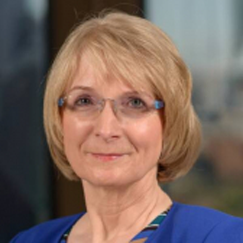 Photo of Regina Bussing